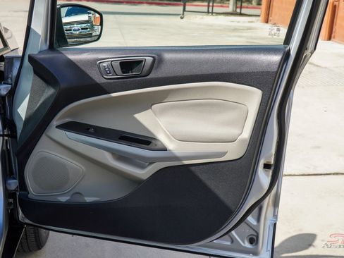 Used 2018 Ford EcoSport S image 18