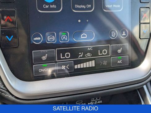 Used 2025 Subaru Outback Premium AWD/4WD image 26