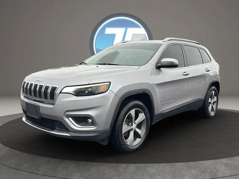 Used 2019 Jeep Cherokee Limited AWD/4WD image 6