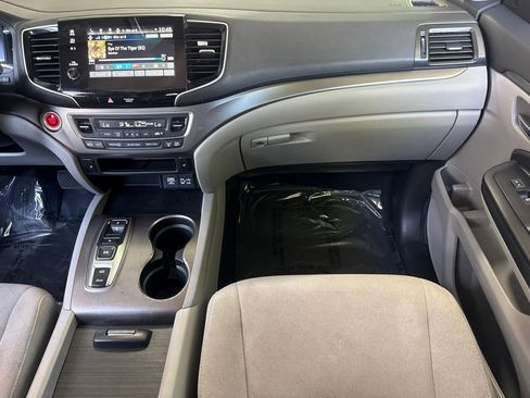 Used 2021 Honda Pilot EX image 29