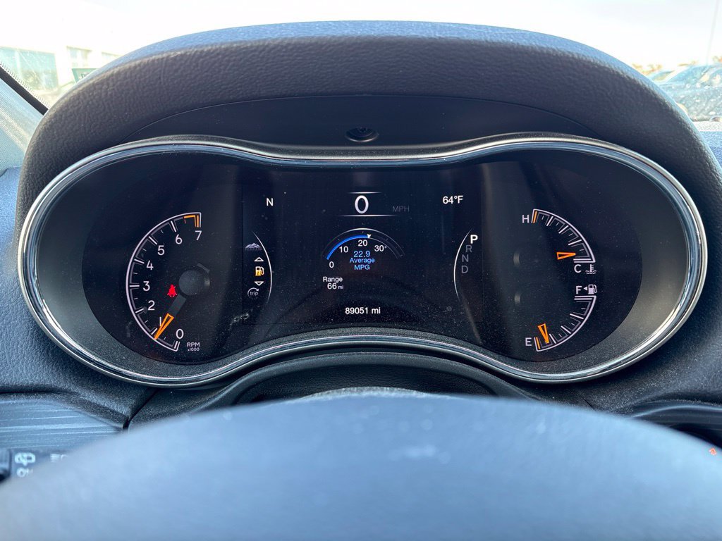 Used 2020 Jeep Grand Cherokee Limited AWD/4WD image 26