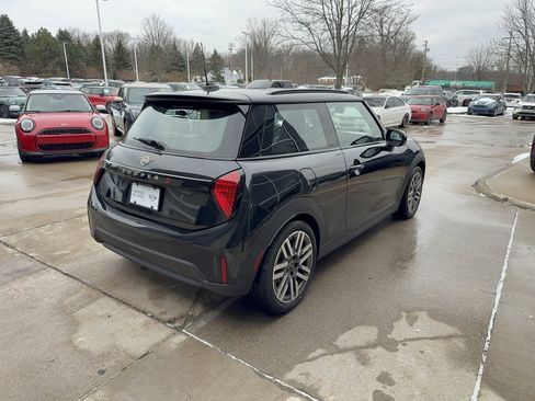 Certified 2025 MINI Cooper S image 4