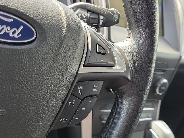 Used 2018 Ford Edge SEL w/ Equipment Group 201A AWD/4WD image 12