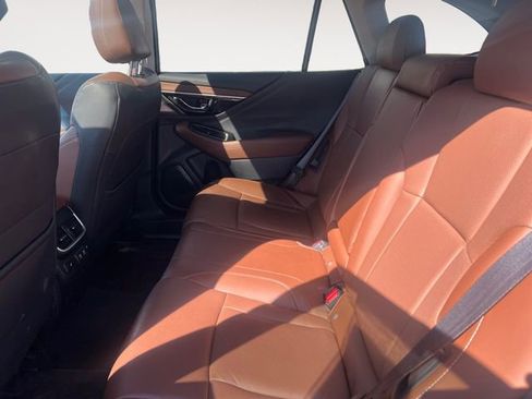 Used 2020 Subaru Outback Touring w/ Popular Package #2 image 13