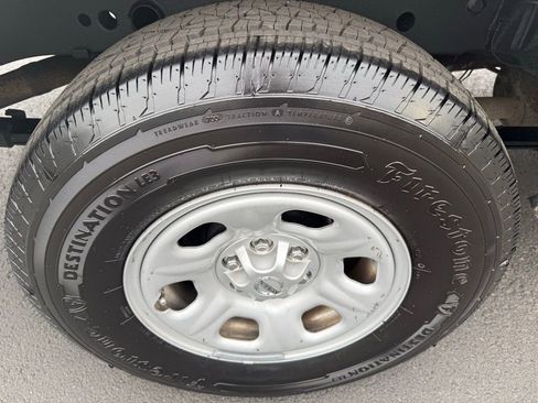 Used 2019 Nissan Frontier S image 12