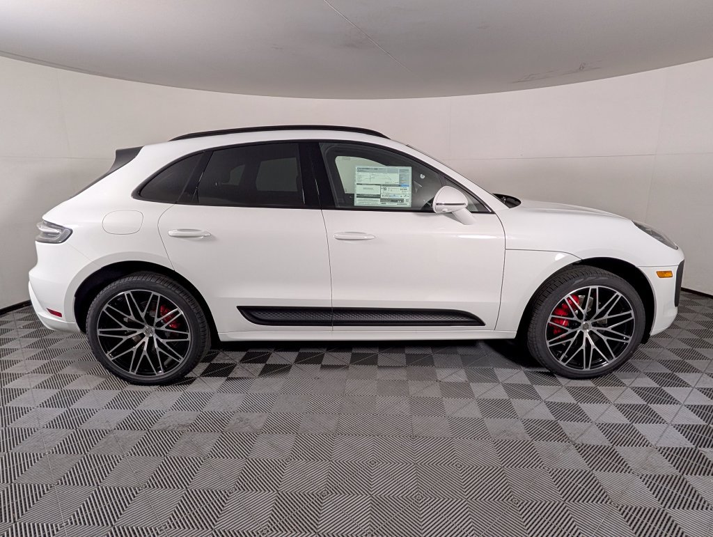 New 2026 Porsche Macan S AWD/4WD image 8