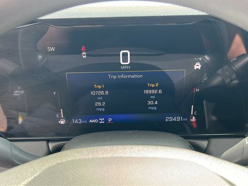 Used 2025 Chevrolet TrailBlazer LT AWD/4WD image 9