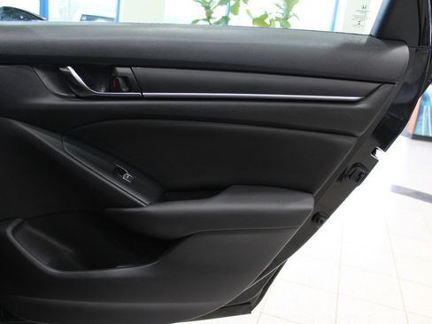 Used 2019 Honda Accord LX image 22