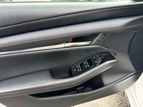 Certified 2025 MAZDA MAZDA3 s image 21