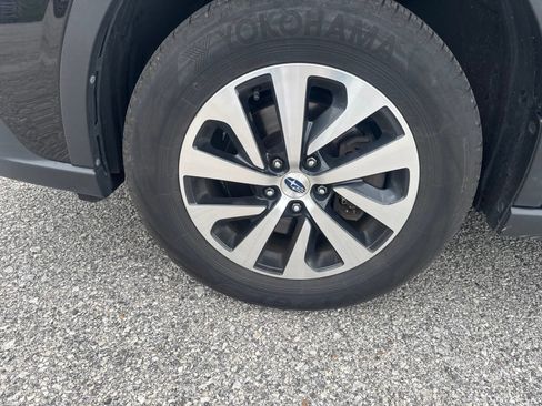 Used 2022 Subaru Outback Premium AWD/4WD image 12