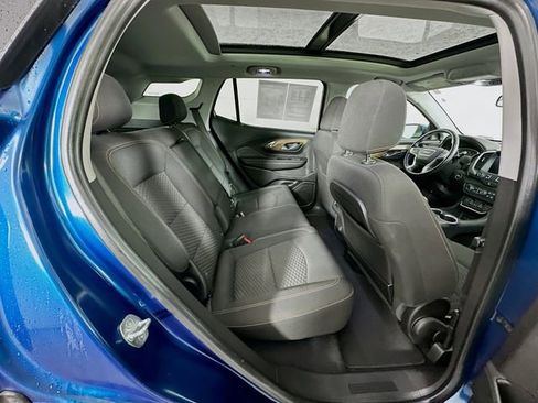 Used 2021 GMC Terrain SLE w/ GMC Pro Grade Package image 32