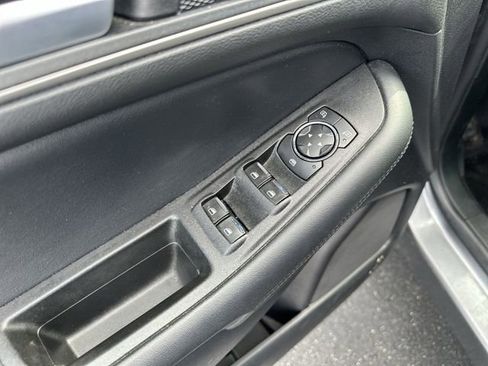 Used 2021 Ford Edge SEL w/ Convenience Package image 17