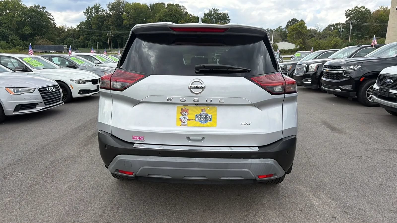 Used 2021 Nissan Rogue SV FWD image 4