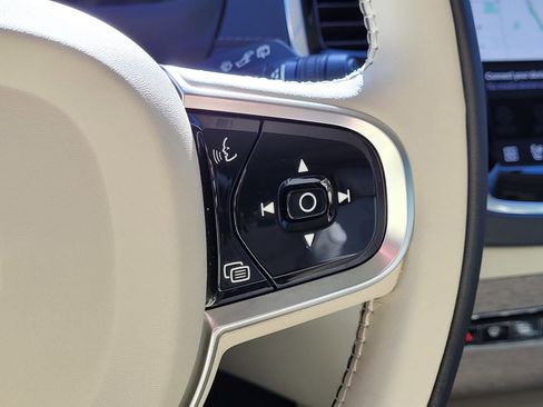 Certified 2023 Volvo XC90 T8 Ultimate w/ Lounge Package image 21