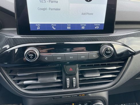 Used 2024 Ford Escape ST-Line image 11