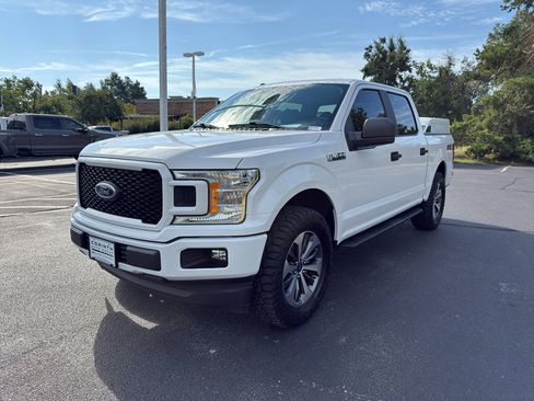 Used 2019 Ford F150 XL w/ Equipment Group 101A Mid RWD image 3