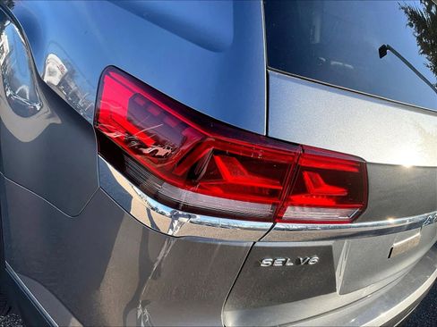 Used 2023 Volkswagen Atlas SEL image 34