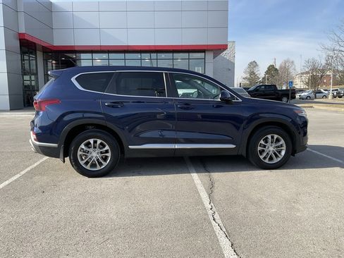 Used 2019 Hyundai Santa Fe SE image 6