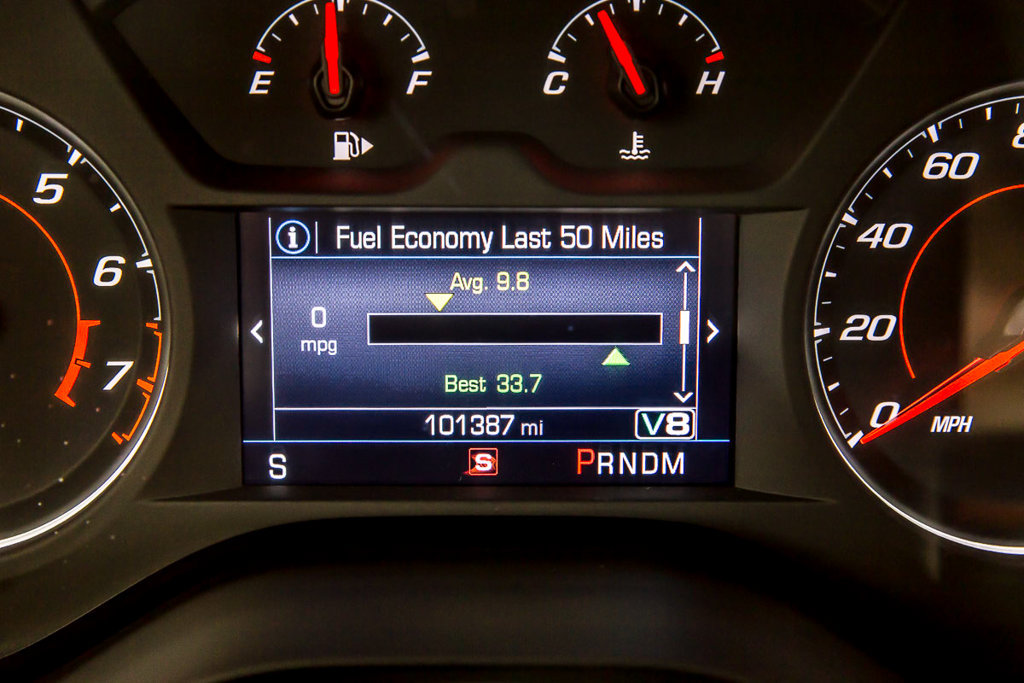 Used 2021 Chevrolet Camaro LT RWD image 17