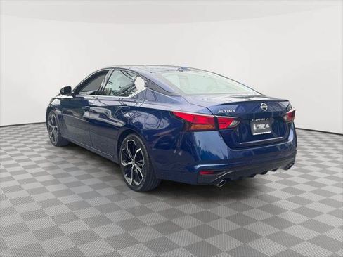 Used 2024 Nissan Altima 2.5 SR FWD image 4