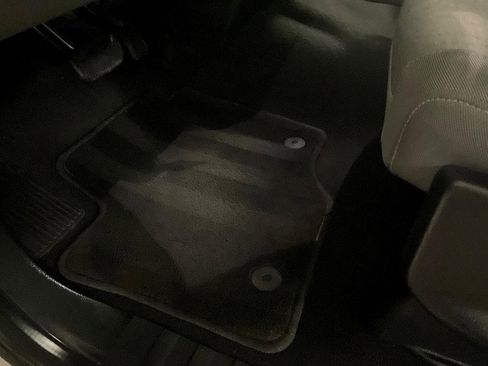 Used 2024 Ford F250 XL w/ STX Appearance Package image 17