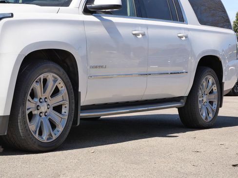 Used 2016 GMC Yukon XL Denali w/ Open Road Package AWD/4WD image 5