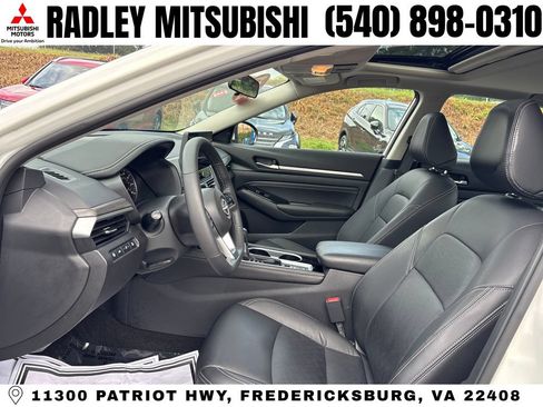 Used 2023 Nissan Altima 2.5 SL AWD/4WD image 3