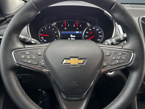 Used 2024 Chevrolet Equinox LT FWD image 15