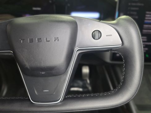Used 2024 Tesla Model S AWD/4WD image 30