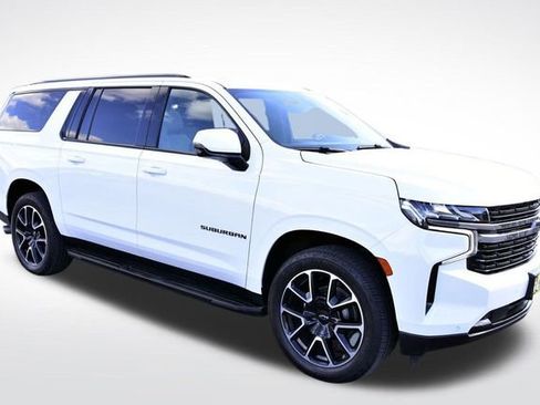 Used 2021 Chevrolet Suburban RST w/ Luxury Package image 6