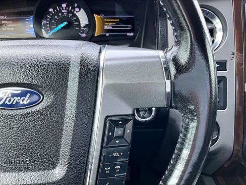 Used 2015 Ford Expedition Platinum image 25