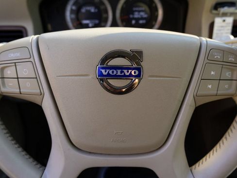 Used 2010 Volvo XC70 3.2 AWD/4WD image 32