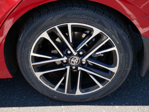 Certified 2025 Toyota Camry XLE AWD/4WD image 15