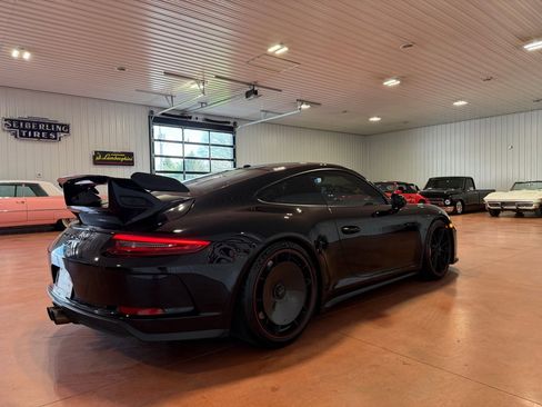 Used 2018 Porsche 911 GT3 RWD image 10