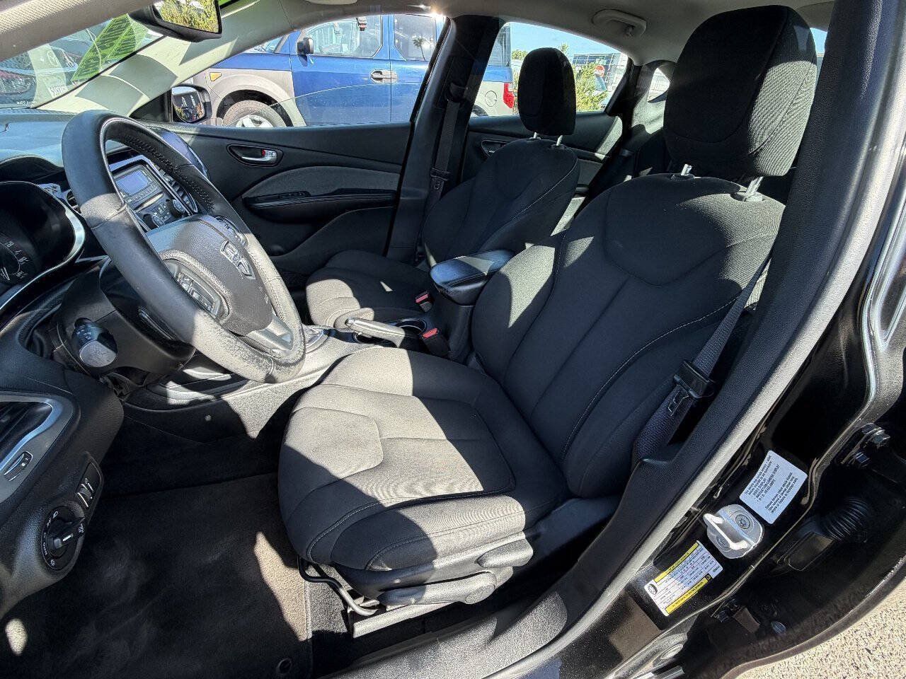 Used 2013 Dodge Dart SXT w/ SXT Special Edition Group FWD image 8
