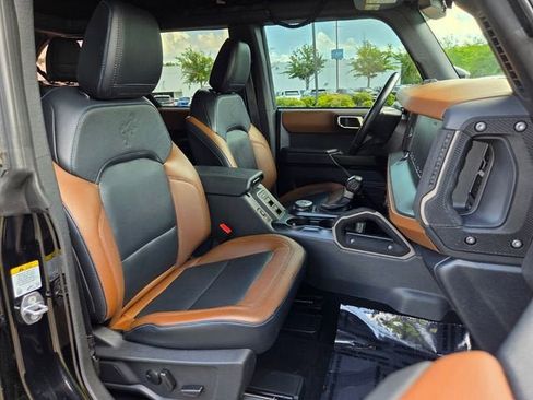 Used 2024 Ford Bronco Outer Banks AWD/4WD image 19