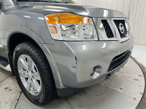 Used 2013 Nissan Armada Platinum image 31