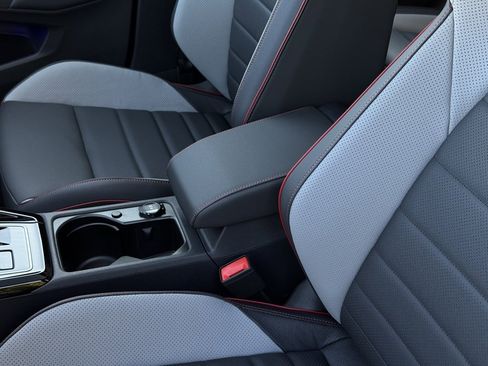 New 2025 Volkswagen GTI SE image 19