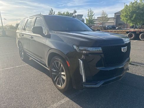 Used 2023 Cadillac Escalade Sport Platinum image 9