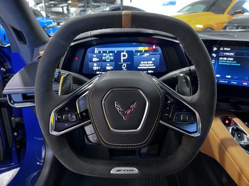 Used 2025 Chevrolet Corvette Z06 w/ Z07 Performance Package RWD image 11