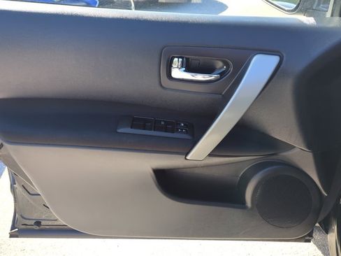 Used 2013 Nissan Rogue S w/ Special Edition Pkg image 10