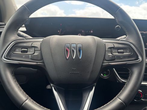 Used 2025 Buick Encore GX Preferred image 27