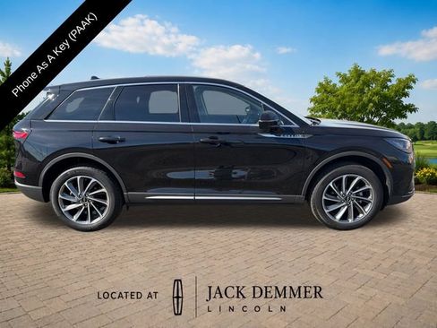 Certified 2024 Lincoln Corsair AWD w/ Equipment Group 101A image 9