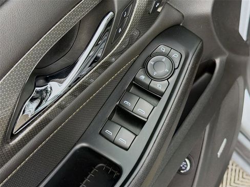 Used 2023 Chevrolet Traverse Premier w/ LPO, Floor Liner Package AWD/4WD image 24