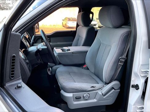 Used 2013 Ford F150 XLT w/ XLT Chrome Pkg image 9