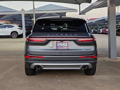 Used 2023 Lincoln Corsair FWD w/ Rear Removable Package Tray image 6