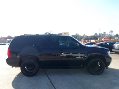 Used 2008 Chevrolet Tahoe LT w/ LT Preferred Equipment Group image 5