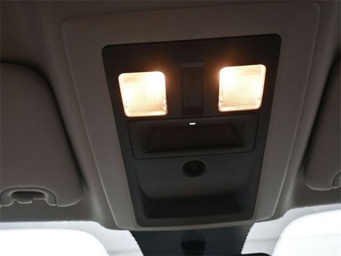 Used 2020 RAM 1500 Classic SLT image 26