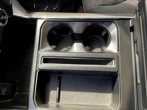 Certified 2022 Ford F150 XLT w/ Equipment Group 302A High image 19