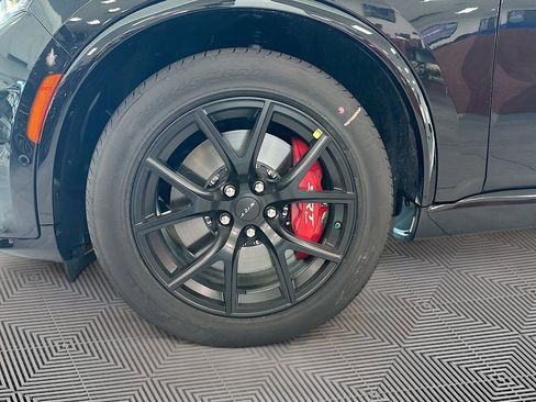 New 2026 Dodge Durango SRT Hellcat w/ Trailer Tow Group IV AWD/4WD image 32